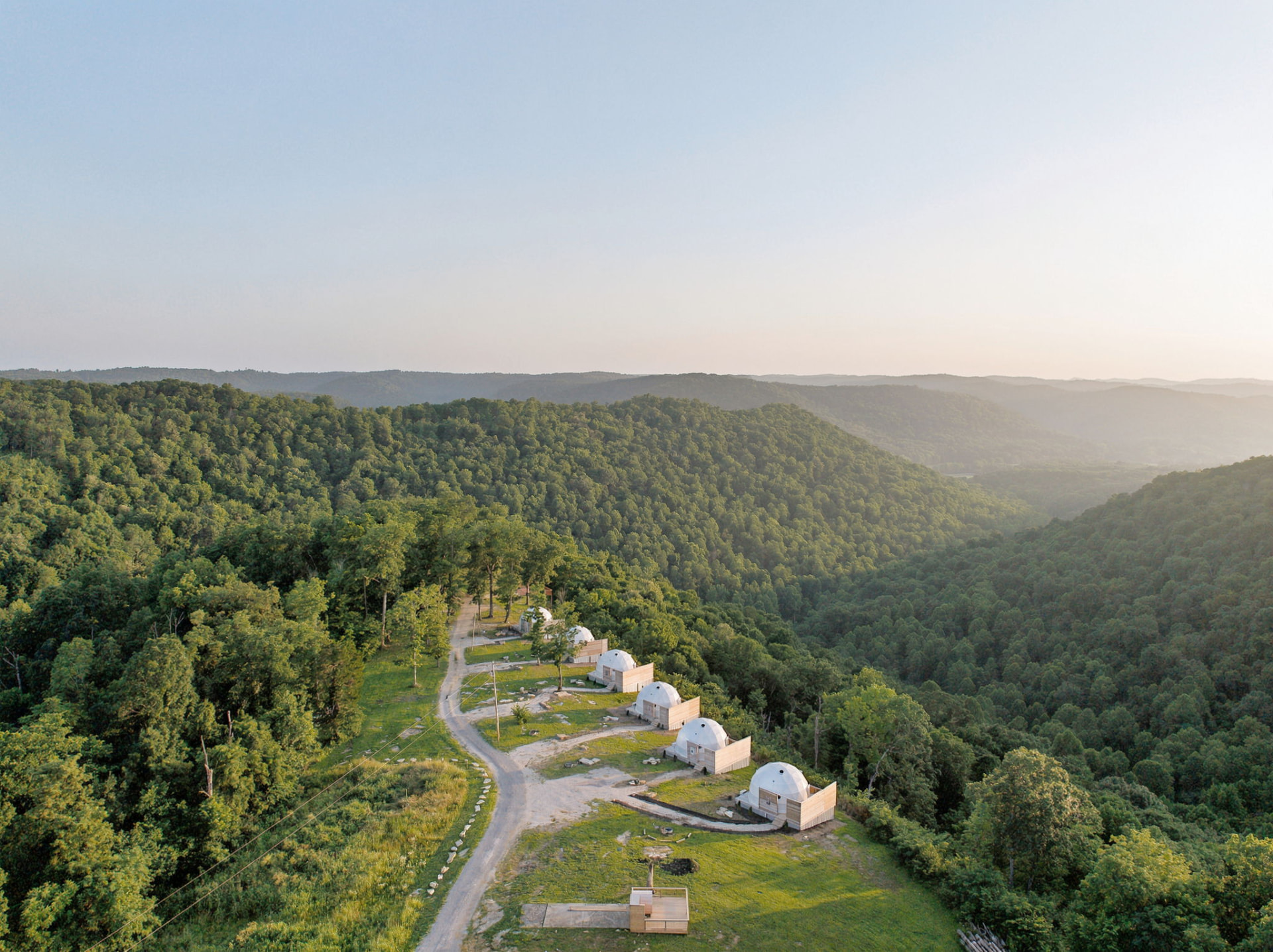 The Overlook RRG on a forested ridgetop in the Red River Gorge